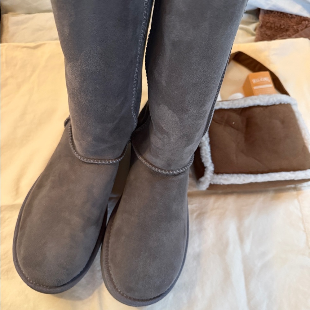 UGG Women's Boots in gray 7